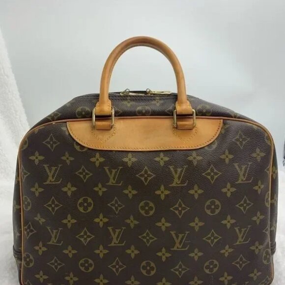 Authentic Louis Vuitton Large Monogram Deauville - Picture 3 of 11